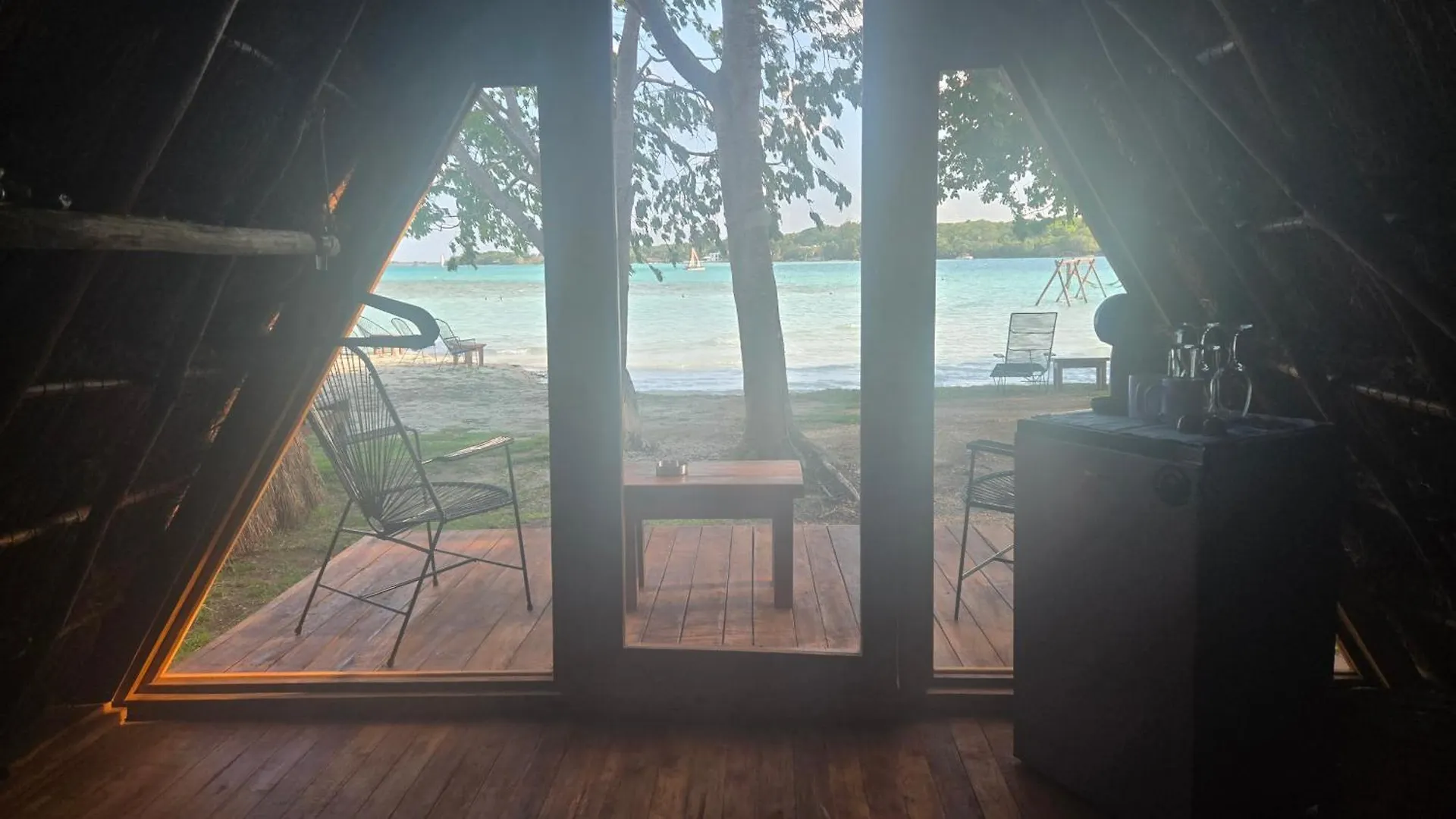 Playa Laguna Bacalar Beach Front