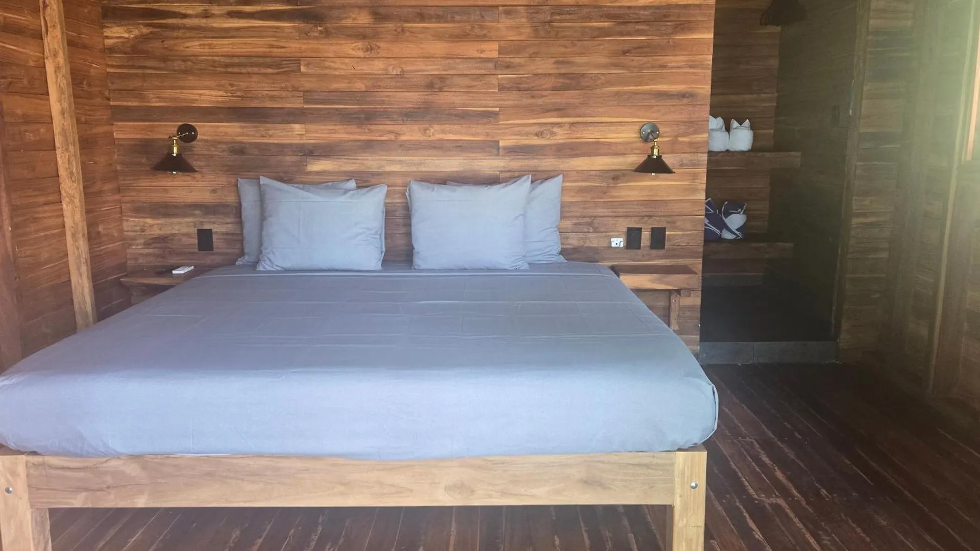 Hotel Playa Laguna Bacalar Beach Front Mexico